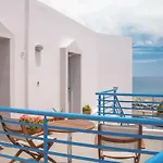 Alkyoni Apartment *