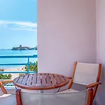 Alkyoni Apartment