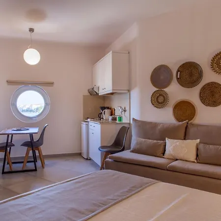 Apartment Alkyoni *